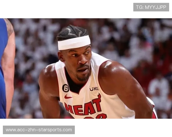 巴特勒巧妙步伐摆脱防守再进，热火巩固领先